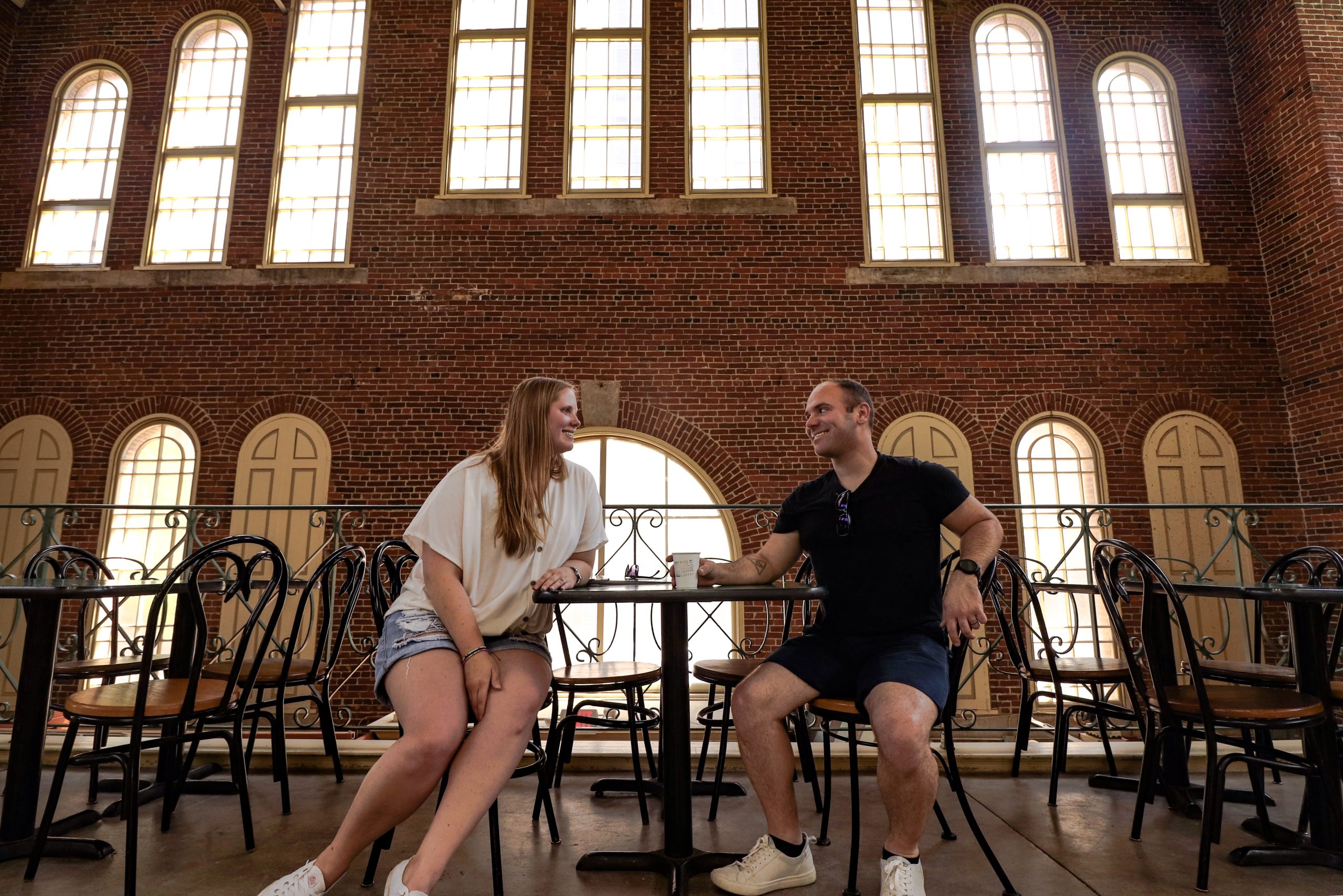 7 Couple Travel Bloggers Share Top Tips for Traveling Together