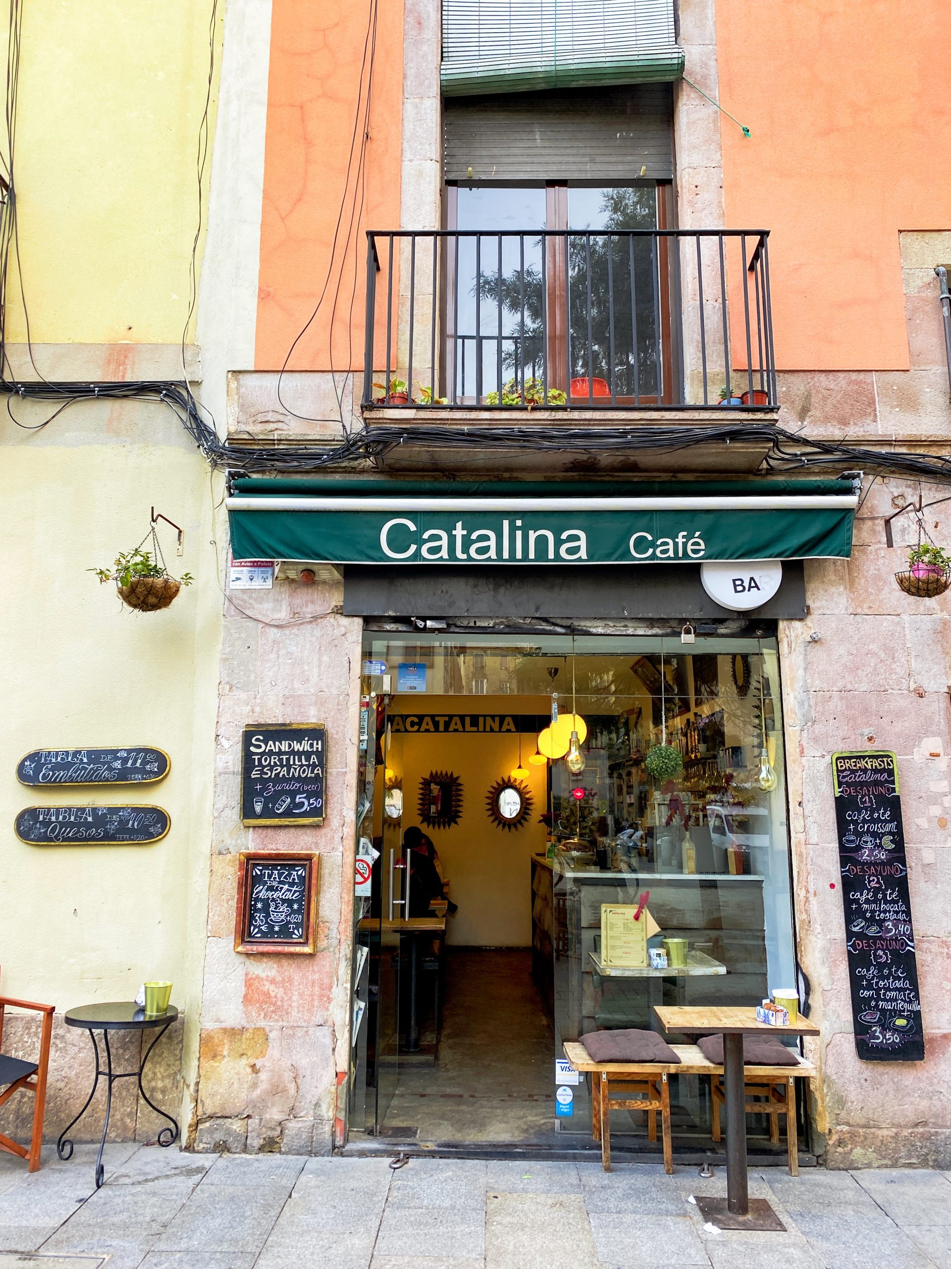 Photo Gallery: Charming Barcelona Storefronts